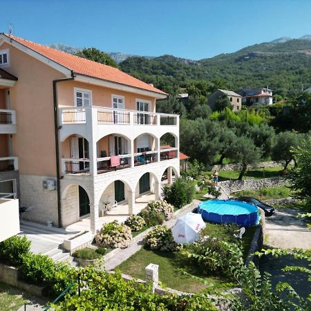 Apartmani Andrea Herceg Novi Bagian luar foto