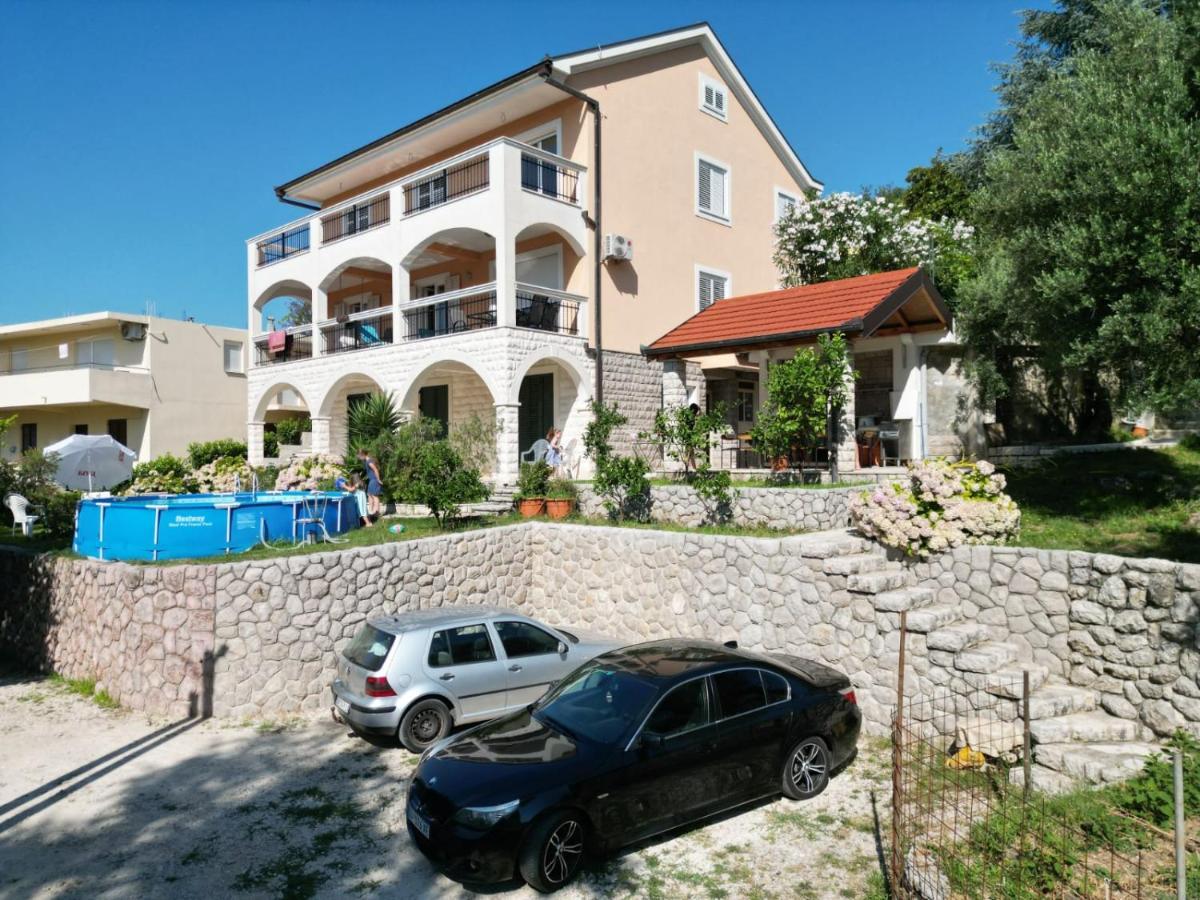 Apartmani Andrea Herceg Novi Bagian luar foto